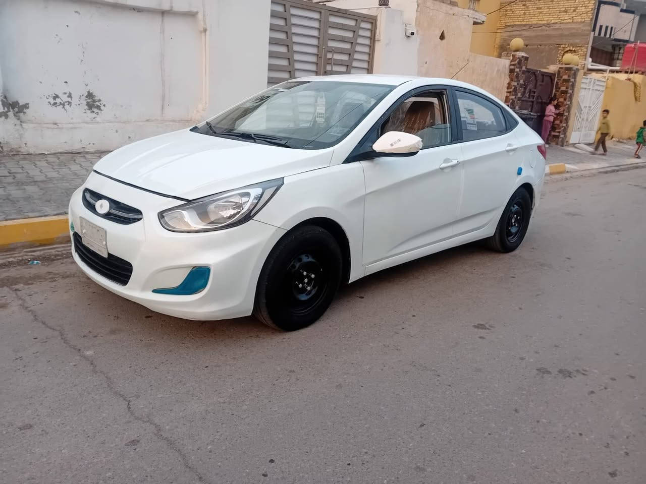 السلام عليكم أكسنت موديل 2013 وارد خليجي رقم واسط بأسمنه تحويل مباشر محرك 1600 محرك وكير مكفولات تخم تاير جديد حداديه امامي وخلفي جديد تبريد شغال بيها رشات صبغ جمالية بدون ضربة سيارة جاهزه السعر 78 للأستفسار اكثر(***********) عنواني واسط ، غير متواجد على النت
