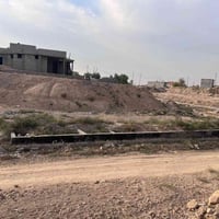 بعاجه مقابل الطعمه • ٦٠٠م • ماء كهرباء تبليط