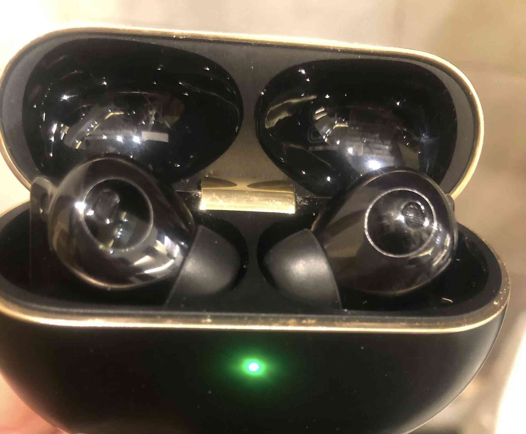 ت HUAWEI FreeBuds Pro 4 اللاسلكية. للبيع نضافه فوول ١٠٠/١٠٠ عزل وصوت وصل الشراء والضمان موجود من شركه عالم القلعه السعر ١٨٠ الف اخذتها ٢٢٣ الف الوصل موجود غراصها غير مستعمله.


**إذا كنت صاحب هذا الإعلان وتريد حذفه لأي سبب، رجاءا أرسل رسالة إلى الدعم الفني**