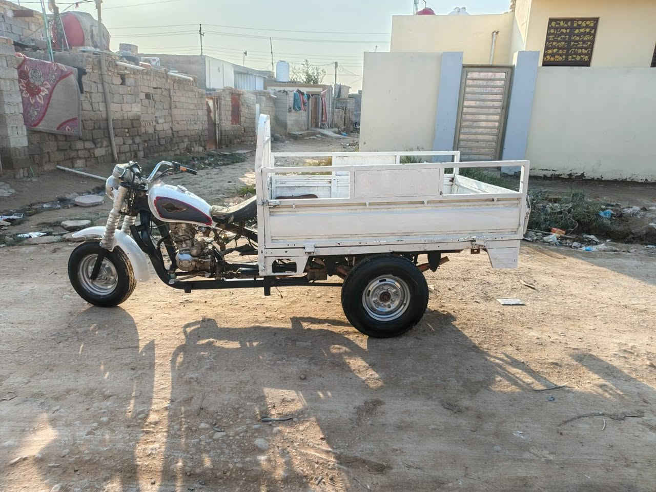 سلام عليكم ستوته دايون بيضه بس بديهه مال صلطانه توني معمرهه شاصي وركبه كفاله دبلات جدد اكسل تفصيخ جديد ضفيره جديده ستوته مديل 2016 كلك كلك كلك 
سعرهه 650 رقمي موجود واتساب وخط ***********
