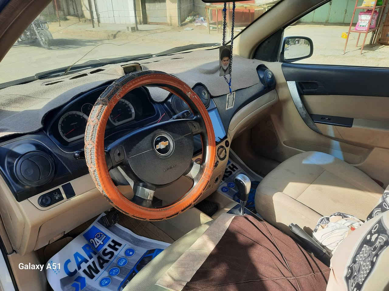 السلام عليكم  افيو خليجي موديل2011  باسمي سنويه 2030 تبريد شغال رقم دولي 
السعر67.مايعجبك لاتكسر حلال الناس.  ***********
رقم الهاتف
