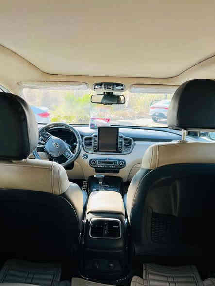 رقم اربيل دولي

باسمي تحويل مباشر

السيارة مكفولة من الصبغ 

ماشية 77 ألف كم حقيقي

المواصفات:

6 سلندر

3 قطع تبريد

7 راكب

كشنات جلد كهرباء تدفئة تبريد 

صندوق كهربائي

كامرات محيطه بالسيارة

4 أنظمة قيادة

فتحة بانوراما

ليد أمامي + كشافات ضباب

سايد بريك دكمه

حساس أمامي وخلفي

فول تحكم ستيرن

بصمة تشغيل + بصمة أبواب

بردات خلفية + شاحن لاسلكي

يدات نيكل ترحيب

اوتو هولد

السعر 245وبيها مجال 

وكابون بانزين بيها 

***********

***********
