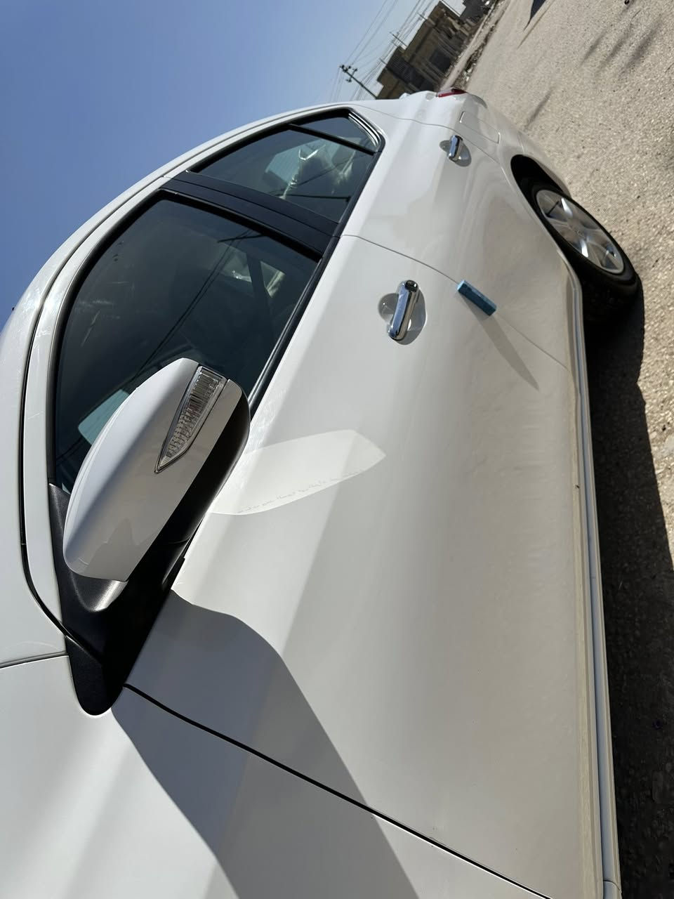 رمضان كريم عليكم 🖤
سني مصري ٢٥. رقم اربيل الجديد انكليزي بأسمي السنويه

شرط التحويل.  

شاشه جبيره. قطعتين تبريد. اربعه جام كهرباء اشاير مري

سياره نضيفه وجاهزه وكفاله عامه. عدا ملاحظه صغيره

ماشيه ٢٩ الف كيلو

بدون نقص بدون اضرار بدون اي شي. حلوه وجديده السياره. 

مكاني الحله.  *********** 

معروضه ب ١٢٤ وبيهه مجال
