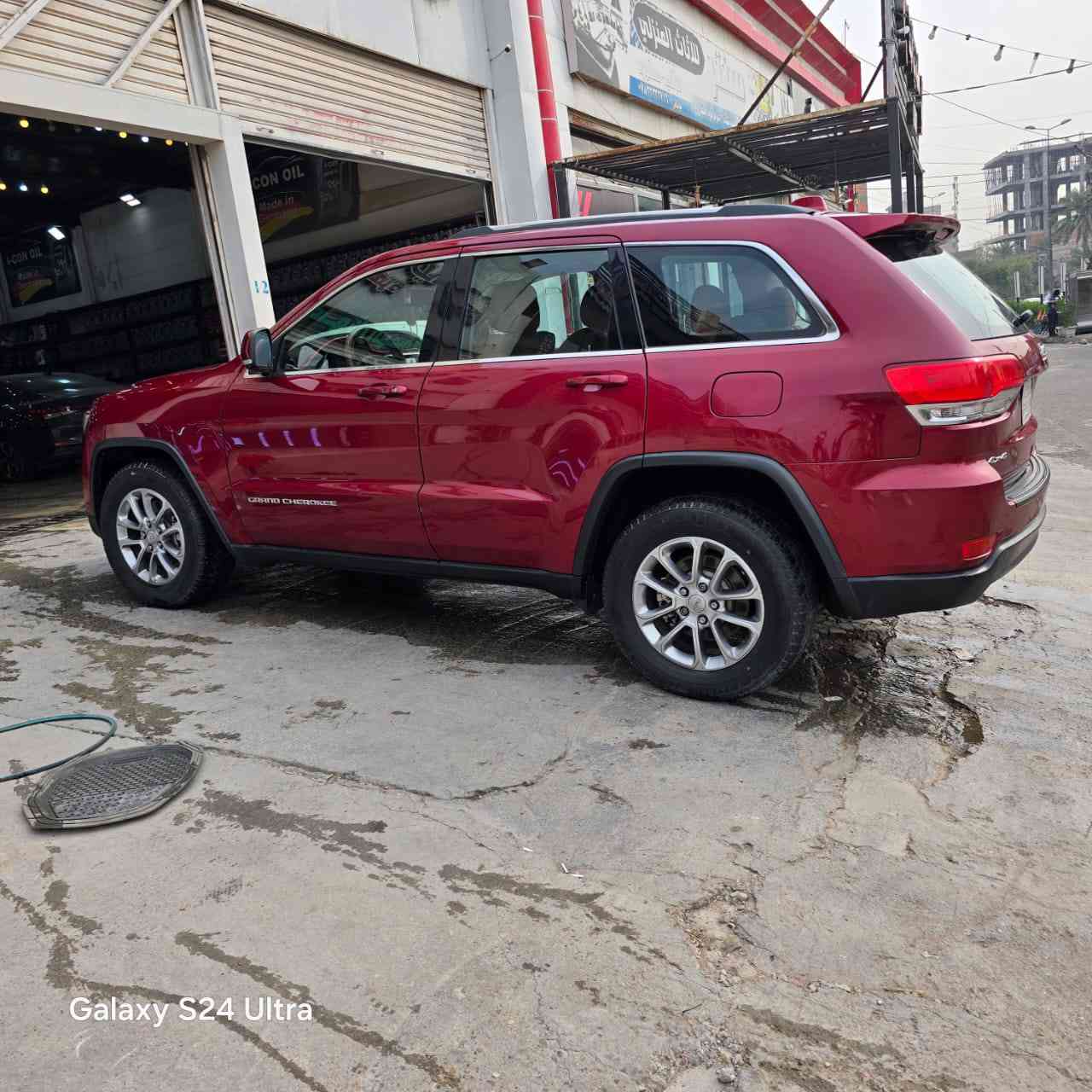 السلام عليكم
للبيع جيب لاريدو ٢٠١٤ خليجي فول 
بصمة 
تحكم ستيرن 
شفتات 
فتحة سقف
صدر جديد 
كهربائيات كلهة شغالة 
ادامة للمكينة 
تخم تاير
لون احمر
المسافة المقطوعة ١٨٠ الف كيلو  
رقم بغداد بسمي 
السيارة مال جناي 
السيارة مكفولة من الضرر و البارد و الصبغ كفالة عامة
السيارة سعرهة ٢١٥ ورقة  ***********
