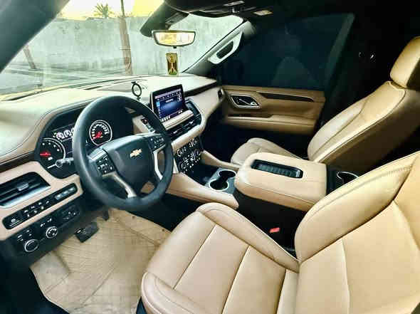 تاهو 2021 خليجي 
الفئه: برايمر 
مكفوله لا صبغ ولا ضرر محرك وكير مكفولات 
المواصفات: 1/1 
بانوراما 
داتا شو 
ثلاجه 
5 كامرات 
فورويل 
وضعيات قياده 
شاحن لاسلكي 
دوس شفط 
3 شاشات
صندوق كهرباء  
كشن ذاكره 
نظام اطفاء ذاتي 
سايد بريك كهربائي 
سماعات نظام Bose
ستيرن كهرباء + تدفئه 
رادار امامي + جانبي 
كشنات تبريد وتدفئه امامي + خلفي 
كشنات كهرباء امامي + خلفي 
حساس امامي + خلفي 
رقم سليمانيه بأسمي سنويه جديده 

السعر ( 480 ) وبيها مجال 
مكاني بغداد 
***********
الخاص مغلق
