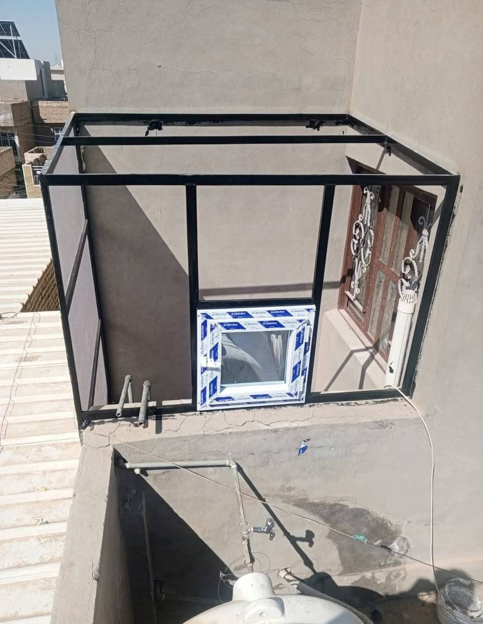 ***********
سقف زجاجي بلاستك المنشأة تركي بديل للزجاج عازل للحراره الوان مختلفه سعر المتر كرستا وعمل 65الف دينار داخل بغداد فقط ضمان 10سنوات للفائده من هذا النوع من التغليف :
1-منع تسريب المياه والامطار 
2- منع تسريب الغبار والأتربة 
3-التقليل من ضجيج الاصوات المرتفعه 
4-الامان والاطمئنان 
5-توفير الإضاءة الكافيه للمنزل 
6-يتحمل الرياح القويه وتساقط الحالوب 
7-جوده عاليه وتحمل بقاء أكثر 
وليس هذا فقط جميع اعمالنا تأتي بضمان 10سنوات 
للاستفسار ***********واتساب 
او مراسلتنا على هذا الصفحه
