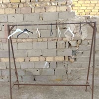 تعلاكه ملابس • بها مجال