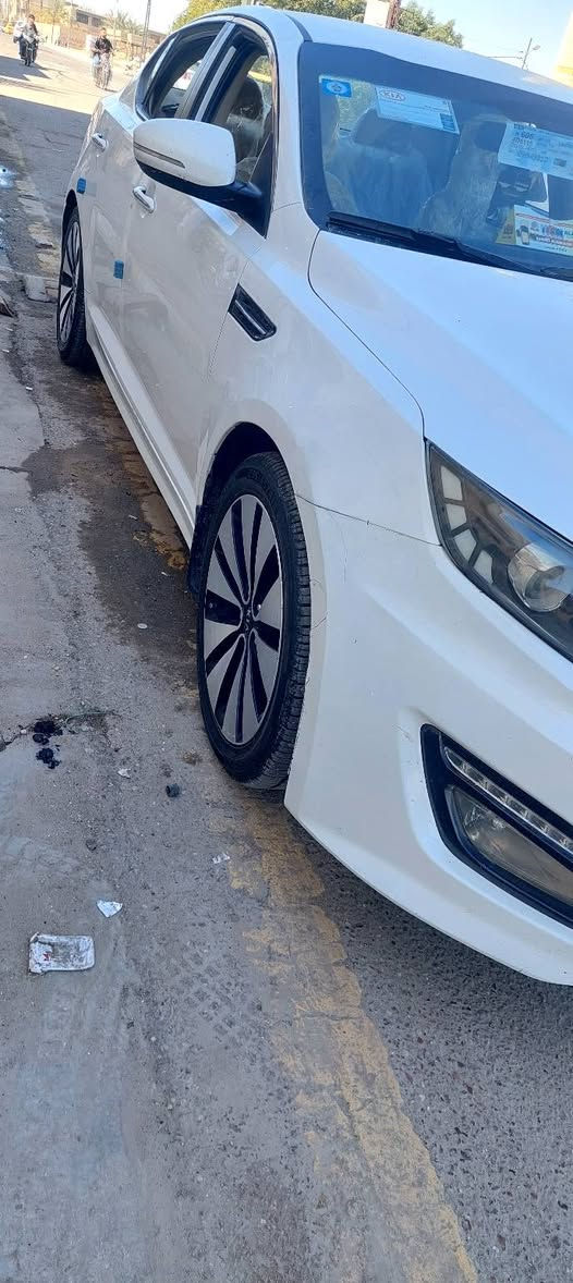 السلام عليكم من رخصة لادمن
اوبتمه خليجي 2012 محرك 2400
مكفوله من صبغ وتبديل 
بيه بارد بصيط راس جاملغ مواصفات بصمه حساس خلفي كامره اماميه خلفيه شاشه مري شفط صدر امامي خلي جديد تخم تاير سياره احله من صور
السعر 135بيه مجال 
هاتف ***********
