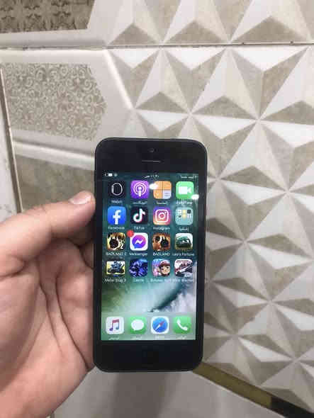 ايفونات قافل شبكه اتصال شغال نت فقط 
قابل للفتح الرسمي او جيلبريك 

iPhone 6 قطعه 

iPhone 4s ثلاث قطع 

iPhone 4G اربع قطع

iPod 1 قطعه 

iPhone 5 قطعه 

الاصدارات iOS 6

iOS 7

iOS 9

اخر 10 قطع 

للحجز خاص او واتساب ***********

يوجد توصيل
