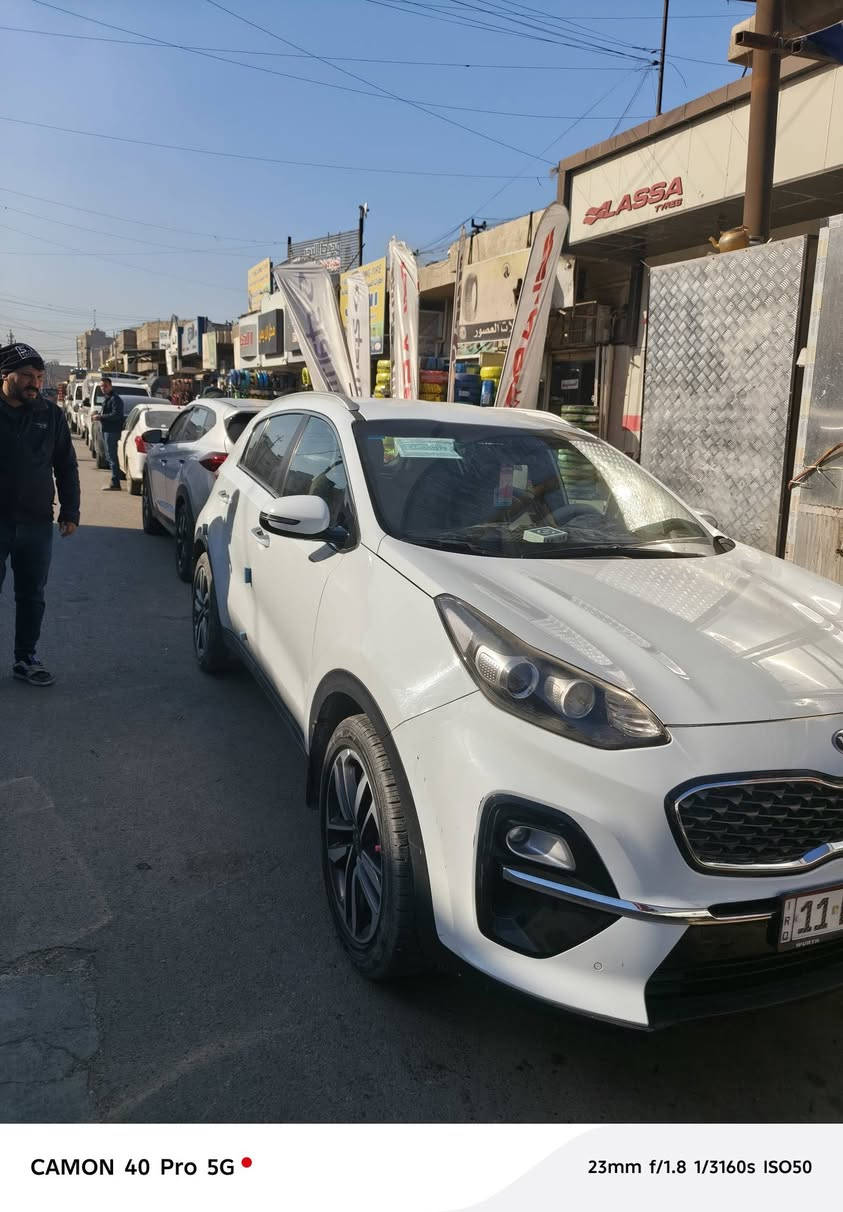 السلام عليكم
سبورتج للبيع 2020
خليجيه كفاله عامه 
ما عده بل سونار موضحات 
مكينه 2000
العنوان بغداد الحبيبيه 
السعر 210 مجال بسيط 
النتصال ***********
