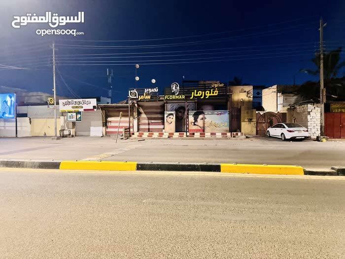 موقع تجاري على الشارع العام في أبي الخصيب - عويسيان
المساحة الكلية : 450
280 طابو صرف
و الي على الشارع العام وقف تجاري مساحتة 170
واجهية الشارع 27 متر
يحتوي على منزل طابقين و محلات تجارية عدد خمسة
السعر:650
للاستفسار:
***********
***********
