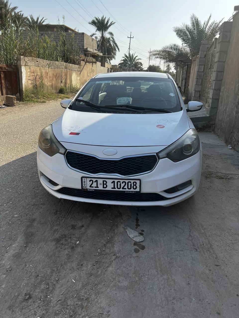 السلام عليكم كيا سيراتو 2014 خليجي موصفات تحكم استيرن جهتين كامرة اشارة مري مكينة وكير مكفولات ماشة 140 كم تبريد قطعتين سنوية ل 2029 السعر 116 وبيهة مجال الاستفسار *********** اتصال او وتساب
