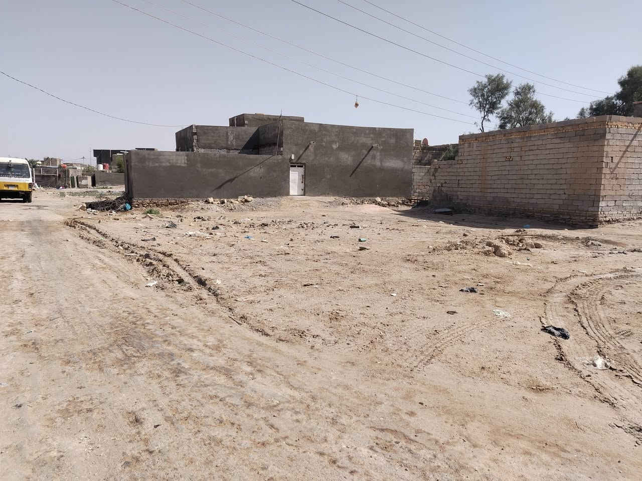 سلام عليكم قطعه للبيع ارض زراعي سند 25
نهاية الجربوعيه الثانية مظمونه عشائر وحكومة 
المساحة ٢٠٠ متر السعر ٨ اونص اوبيها مجال الشراء هذا رقمي ***********
