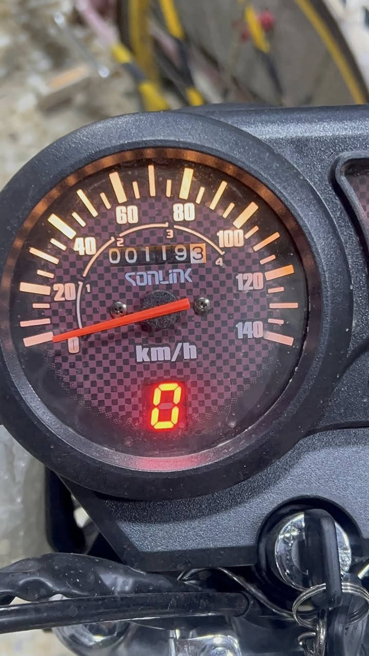 يا اللّٰه بسم اللّٰه دراجه ايراني للبيع دراجه جديده بمعنى الكلمه صار يومين من نزلتها من الرمبيه وكدامك مامشيه وبعدها بلجيس واتساب *********** مكاني بغداد
الزعفرانيه
