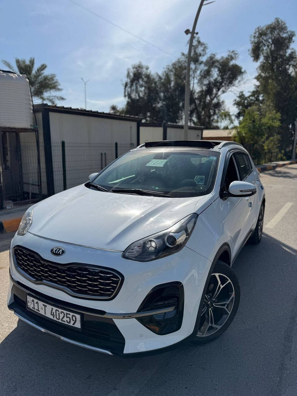 السلام عليكم سبورتج 2019 GT LINE كلين بدون ضرر ماشيه 78 الف كيلو خليجي فول مواصفات رقم بغداد 
سعر 200 
رقم : ***********
