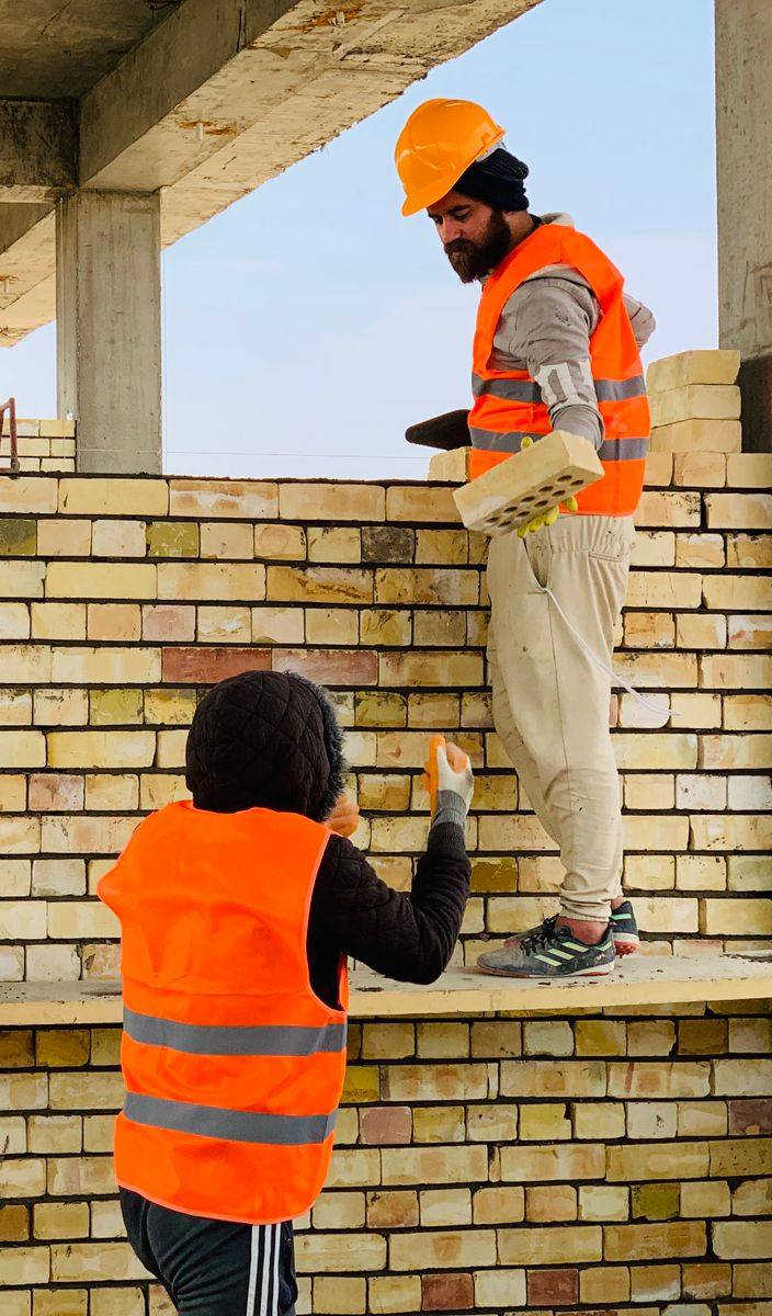 السلام عليكم خلفه بناء طابوك بلوك فرمستون متفرغ حالياا كربلاء ***********
