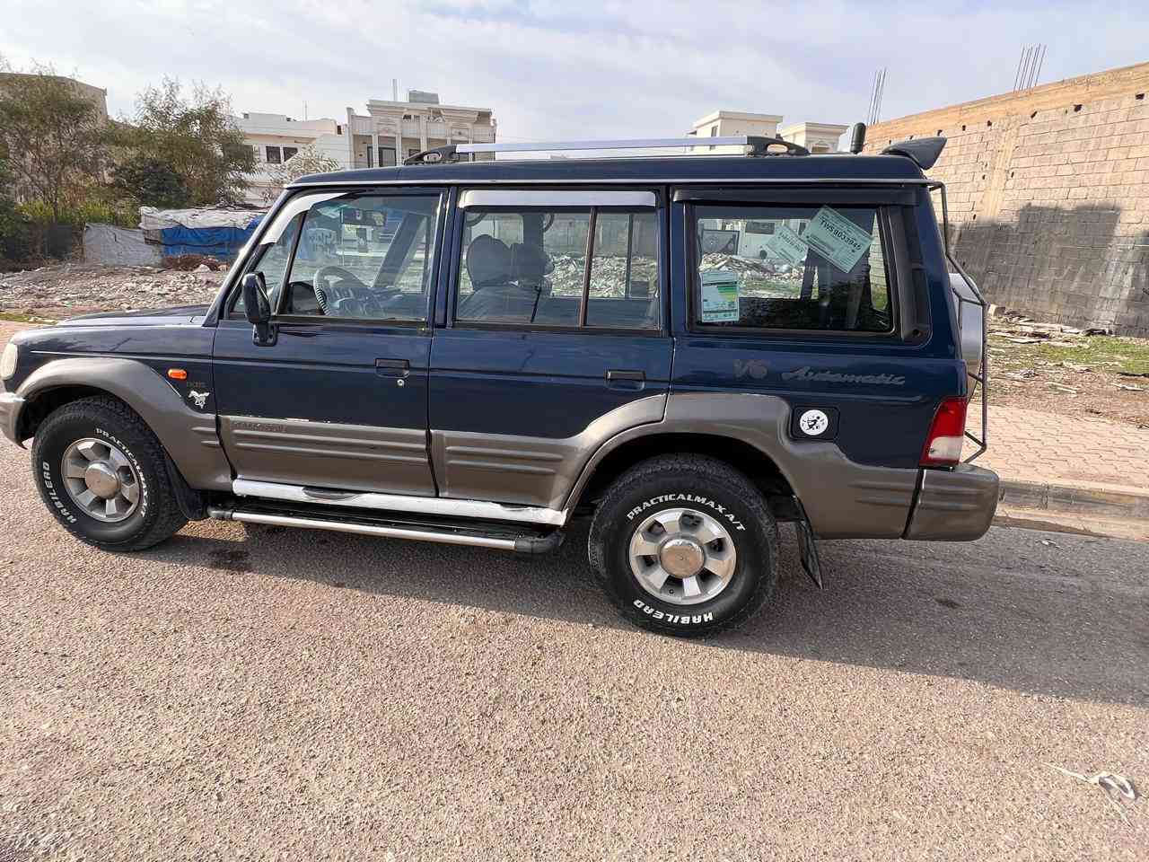 كالوبر  2001
تبريد مركزي 
كير اوتو ماتيك 
دبل اكسل 
تبريد و تتفهه 
ثلاث مقعد 
رقم و سنوية جديد لحد ٢٠٣٠ 
سعر ٧٥ و مجال 
***********
