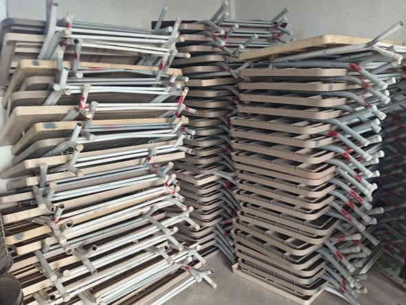 ميوزه للبيع عدد١١٢عنوان كفري***********
