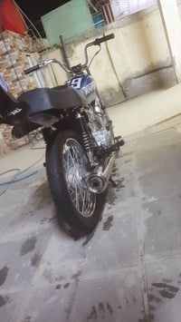 دراجه للبيع مكينه رابيدو الدراجه شاصي ارشه ٢١سكنر تعمير ٢٣الدراجه شوفت...