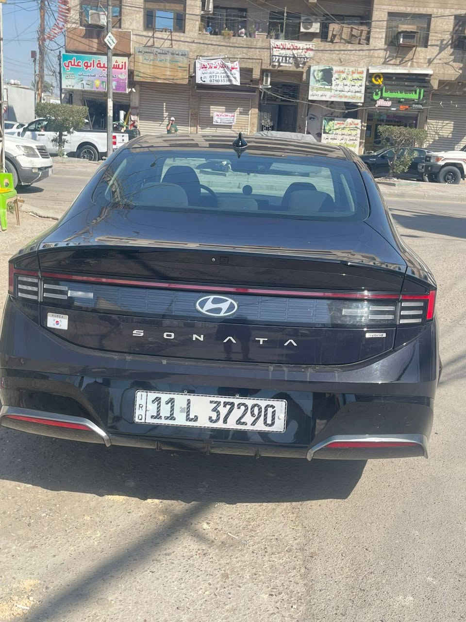 سلام عليكم سوناتا وارد امريكي2024  هايبرد محرك 2000 تنفس طبيعي لون رصاصي غامق متغير عله بيتنجاني دخول جديد مرقمة بغداد  
  فول مواصفات ماعدا فتحة 
بصمة تشغيل وبصمة ابواب 
نظام ترحيب عند الاقتراب 
كير تعليك لد امامي خلفي 
لايت زنون  
تبريد قطعتين تدفئة كشنات 
كشنات ثنين كهرباء 
كروس سرعة تحديد مسار 
توقف ذاتي امامي و خلفي 
رادارات امامية خلفية و جانبية 
نقطة عمياء 
شاشة كار بلي كامرة دوارة 
داخل اسود  
سايد بريك بصمة
فتح صندوق عند الاقتراب
اربع وضعيات قيادة
شحن وايرلس
سستم صوت bose ١٢ سماعة 
بعدهة بوضع شركة
تبريد ثلج 
اقتصادية تفويلة تمشي ١٠٢٠ كيلو 
حادثها تقريبا كلين طخه بل بنيد 
بغداد الدوره 
***********
السعر 205
