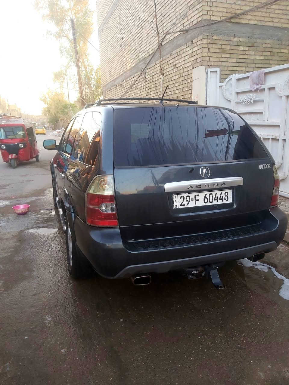 سلام عليكم سياره هونداي ياباني ٧راكب بيها بابين صبغ فقط موديل ٢٠٠٤ سعر ٩٠ بيه مجال مكان بغداد كماليه ***********
