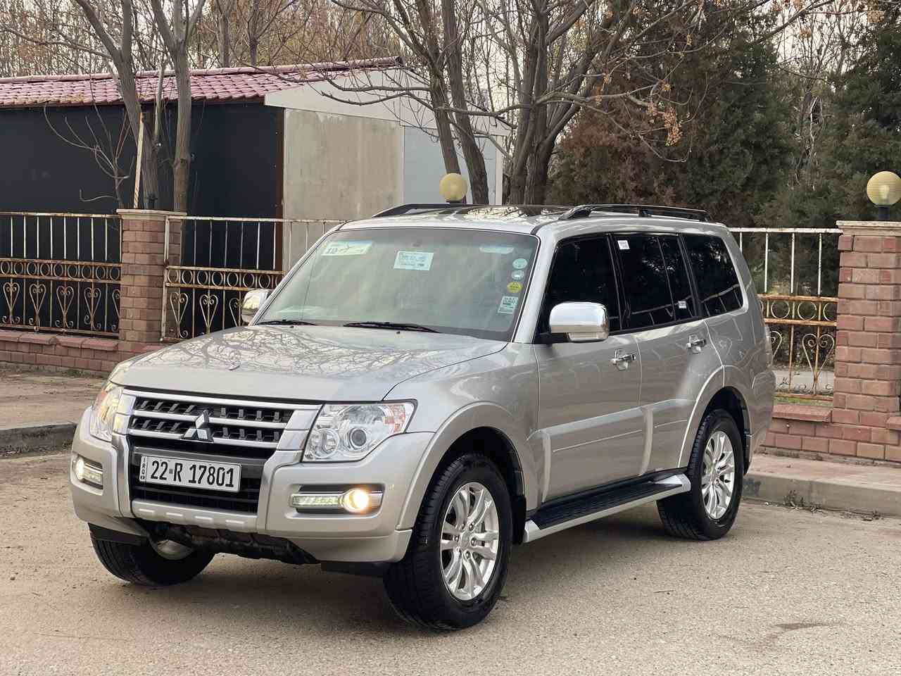 شيء تحفه و مناسب جدا 📦🧿
سعر بلاش 219 ورقة 🔥🔥💣💣💰💰

باجيرو 2022 خليجية كفالة عامه حتى دعاميات شرط…. 

ماشية 58 الف كم 
رقم و سنوي هزه فحص جديد حتى 2030 
محرك 6 سلندر 3800 وضع شركة 

مواصفات// 
فتحه. كشنات جلد و كهرباء. مرايه كهربائي. حساس. ويل كبير. شاشة و كاميرا. بلاجكتور. تحديد سرعة. 7 راكب. فور ويل. بعد 

محرك كير مكفول 
صدر حداديه تخم تايرات جديد 
2 سويج كتلوجات و كاعيات شركه وياها 

مكان سيارة اربيل// *********** واتس آب موجود ☎️☎️

فقط بيع رجاء 🙏
