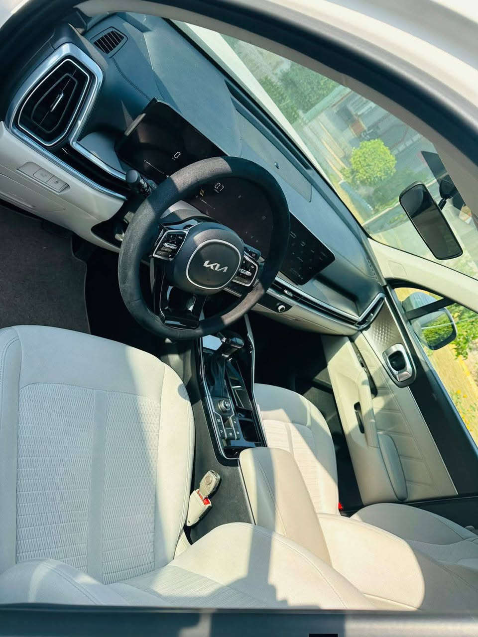 السلام عليكم لبيع
1/كيا سورنتو مديل 2024

2/سياره خليجي  فول

3/مواصفات سياره 

1/كير عصا

2/انضمه قياده 4

6/حساسات امامي خلفي 

7/ثلاث كامرات

8/كشنات 2 كهرباء 

9/ 4سلندر

10/سياره 7راكب 

11/اناره داخليه 7الوان 

12/شاحن واير لس

13/تبريد لمس 3قطع 

14/مرايه ذكي داخليه 

15/مري شفط + اناره مري

16/ويل 19

17/ترحيب عن الاقتراب 

18بردات ابواب بلادي

19/جام اوتو 4يفتح ويقفل بصمه 

20/تشغيل عن بعد +اطفاء عن بعد 

21/صندوك كهرباء +نضامين 

22/سايد بريك بصمه

23/ مكان الانبار .رقم أربيل باسمي 

24/ ‏‪ 0 780 350 1702‬‏سعر 282 بي مجال للشراي
