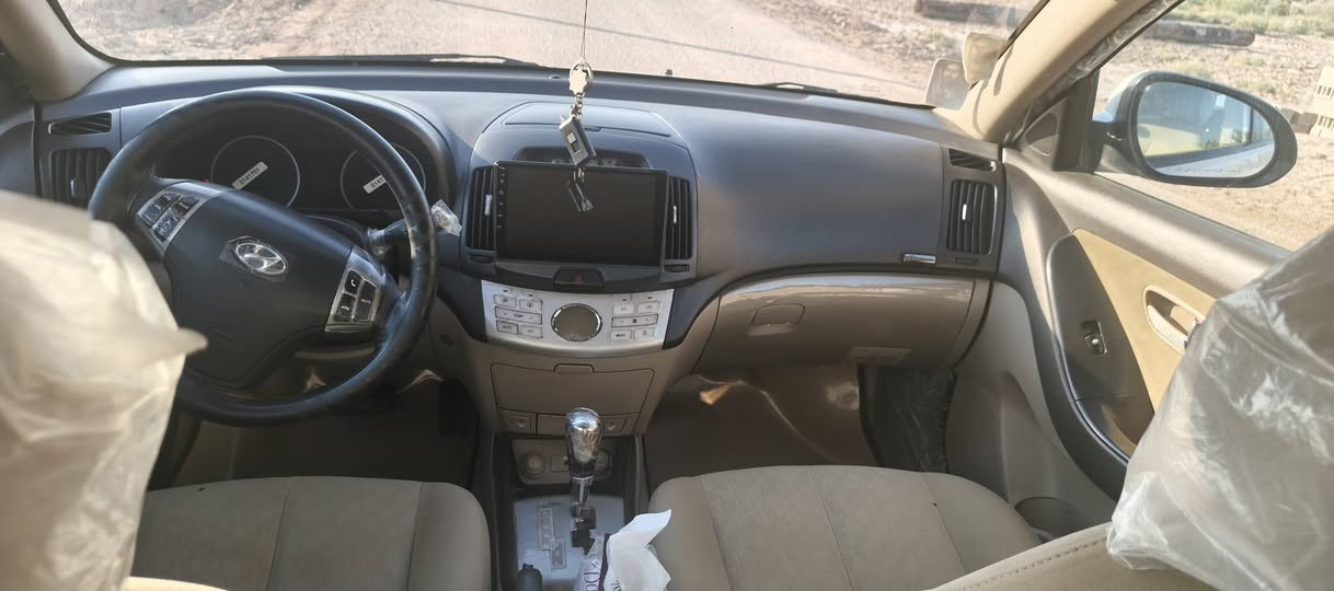 النترا 2010 خليجي فول مواصفات
محرك 2000 
٤ دسك
تخم تاير حداديه جديده
ويل 16
اشاير بلمري
تبريد بيانو
السعر 115
بيه بارد بصيط بلداير الخلفي وطخه بقبق الصندوك
السياره كفاله عامه
دعاميات بلاد
سياره بسمي تريد تحويل تريد وكاله 
***********
