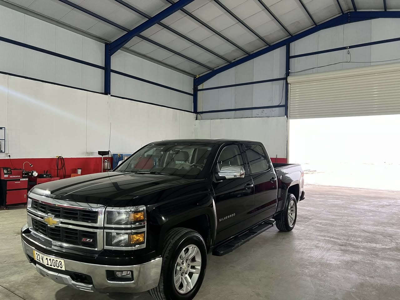 سلفرادو مودیل ٢٠١٥ محرک کیر اکسل  بشرت  محرک V8/ 5.3 سیار کلین رقم اربیل. بسمي تاي ويل جديد ماشي ١٠٥كم حقيقي 
***********سعر ١٩٨ ورقە بی مجال
