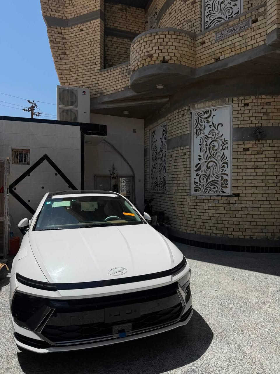سوناتا خليجي فول بانوراما مديل 2025 رقم بغداد باسمي تحويل ثاني يوم ماشيه 32km كفاله عامه مكان السياره البصره دور النفط للاستفسار ***********
