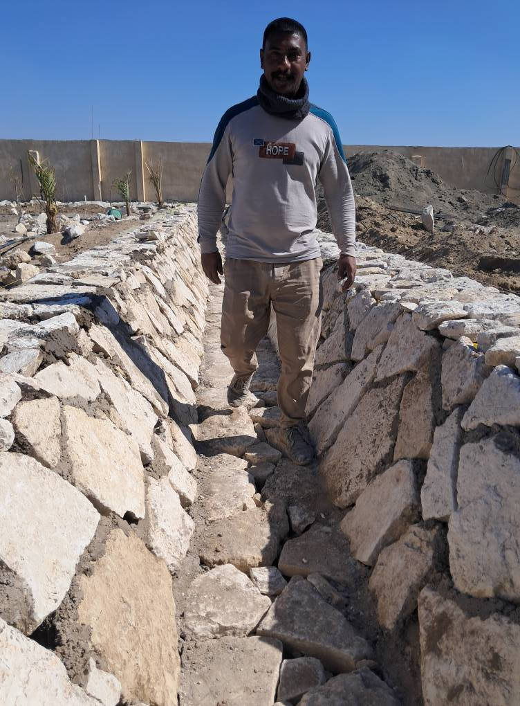 بناء حجر درجه اولى كرسته وعمل واسعار مناسبه ***********
