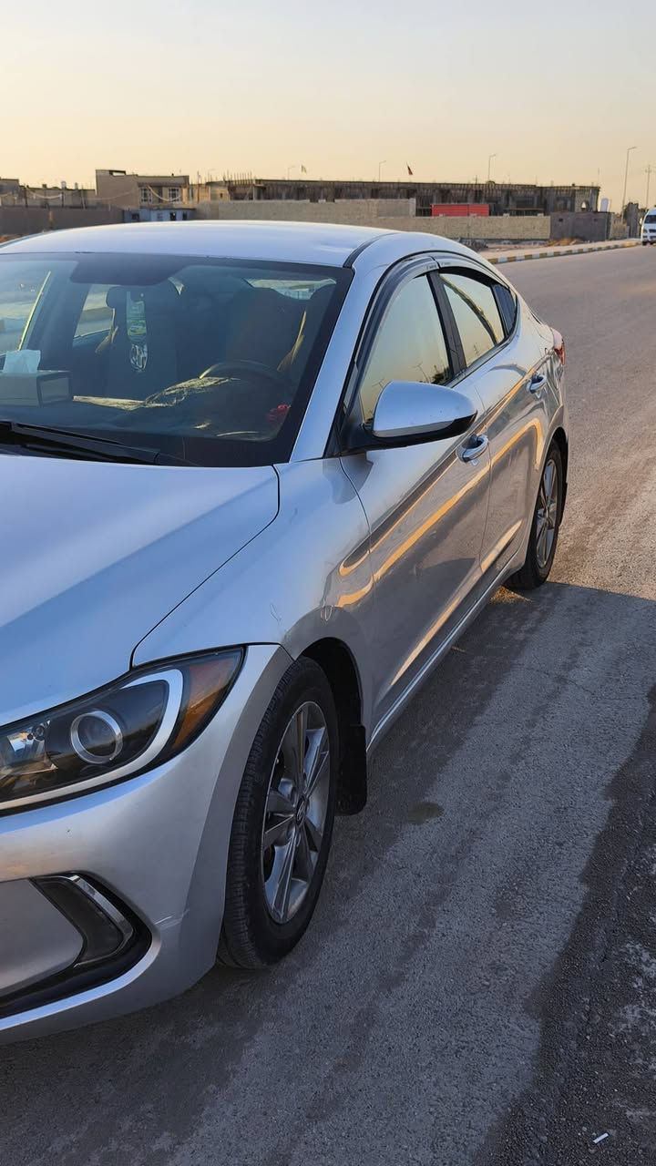 🔥 للبيع — هيونداي النترا 2017 🔥
وارد أمريكي 🇺🇸 | فل كامل (أعلى فئة)
اللون: رصاصي ملكي ✨
الموديل: 2017
المواصفات: فول مواصفات (شاشة — كاميرا — بصمة — حساسات  — وغيرها)
رقم بغداد أنگليزي مميز ⭐
الحادث: فقط قبق الجنطة — موضح حادثهه بالسونار 
 مرفق مع الصور 📸
السيارة باسمي وجاهزة ماشيه 122000
السعر 130$وبيهه مجال بسيط جداً
العنوان واسط الصويره


**إذا كنت صاحب هذا الإعلان وتريد حذفه لأي سبب، رجاءا أرسل رسالة إلى الدعم الفني**