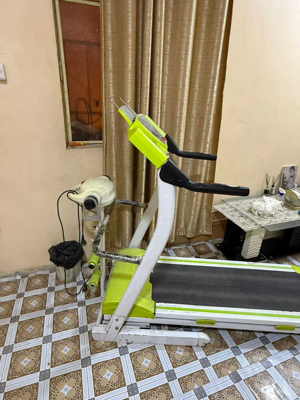 سلام عليكم شباب جهاز رياضة نضيف بي عطل اللبيع مكاني بصرة ابو صخير ***********
