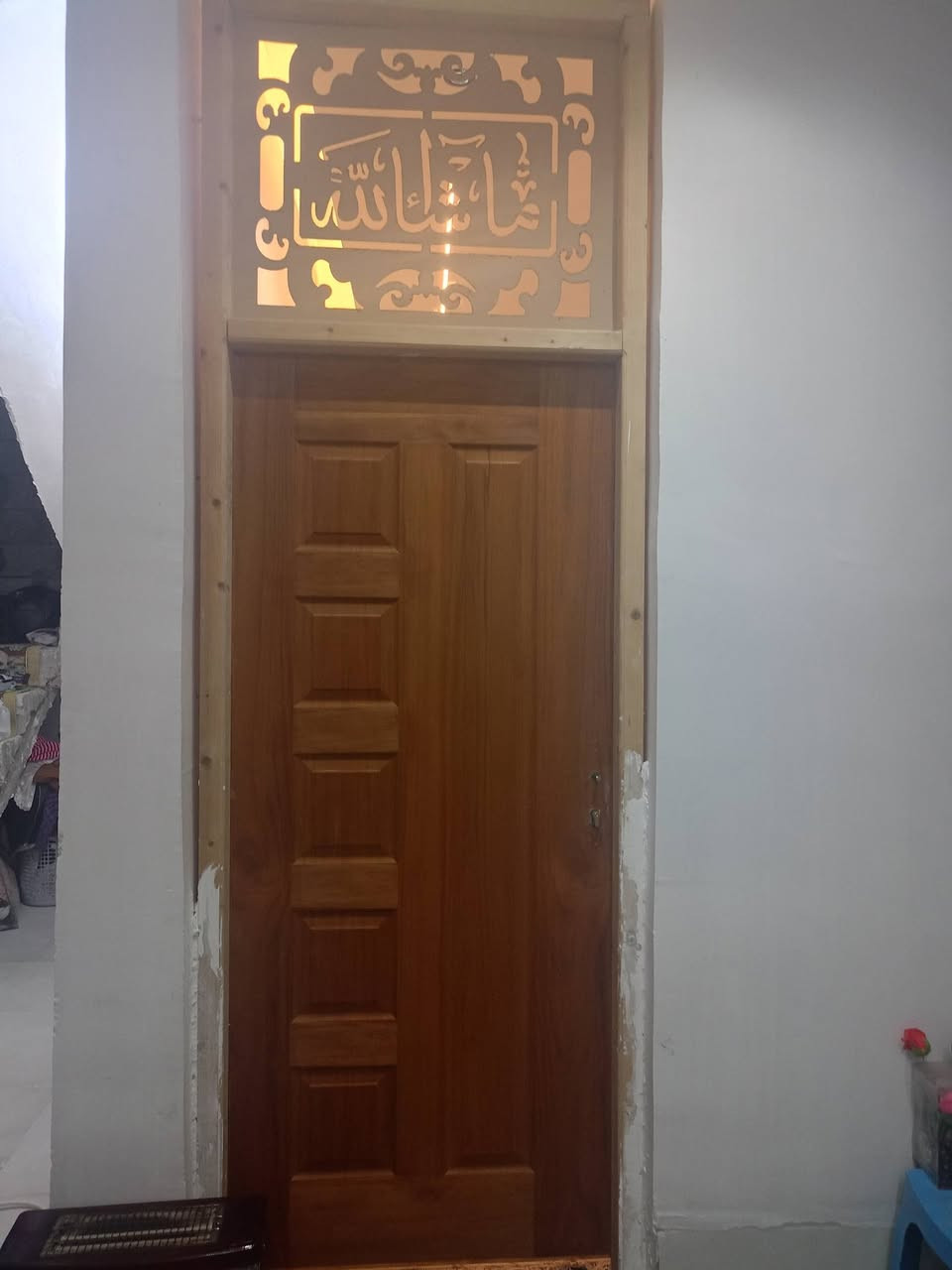 السلام عليكم باب جديد صار 20 يوم من اخذته بس ميرهم لان عندي ارتفاع عالي كلش نظيف نظافه 100% اخذته ب 130
قيمه مايرضي الله واخذه لان ما احتاجه اريد اسوي تفصال 
مكانه العطيشي بسوك 
***********
