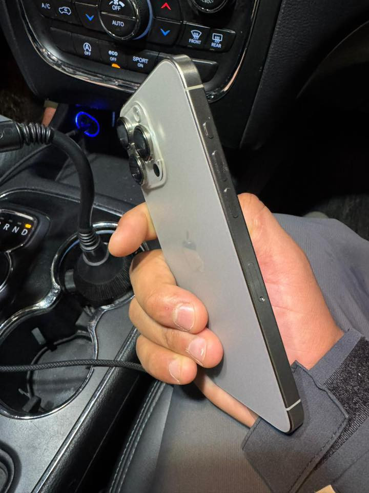 مراوس ب ايفون ١٦برو ماكس وانطي فرق ***********
