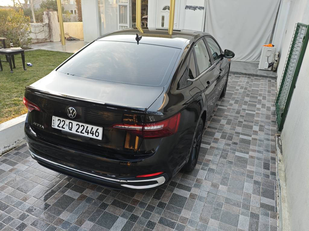 ڤۆڵگس واگن جیتا مۆدێل - SE - 2024
بێ پانۆراما یەک پارچەی بۆیاغە حادیسەکەی زۆر خەفیفە بەس بۆنیتی بێ ئەوەی قەترە ناوی گرتبی لەگەل قۆپەکی بچوکی لە سەقفیە هی ناو شەحنیە رادێتەر بوابە کامل بیلادە ایرباک سیستەمە 14 هەزار رۆیشتیە تازە رەقەم کراوە هەمووشتی نوێیە زۆر جوانو گەنجانەیە کامل جوانکاری بۆ کراوە شواربی بیلادیو باڵی بلادی و تاخم گەعیەی بیلای بۆ دانراوە بێ شوختو قۆپە مواسەفات بەسمە کوشن جلد کوشن هیتەر سوکان هیتەر کوشن کارەبایی برێک بەسمە شەغال شاشە کامل الیکترۆنی تکایە هەمووشتم نوسیە بۆ پرسیار نامە مەنێرە 147$ مامەلەکی کەمی تێدایە...
رەقەم شاسی :_👇🏽👇🏽👇🏽
                         
                      3VWEM7BU3RM043905

  
             ڤایبر-واتساپ:*********** أربيل, العراق
