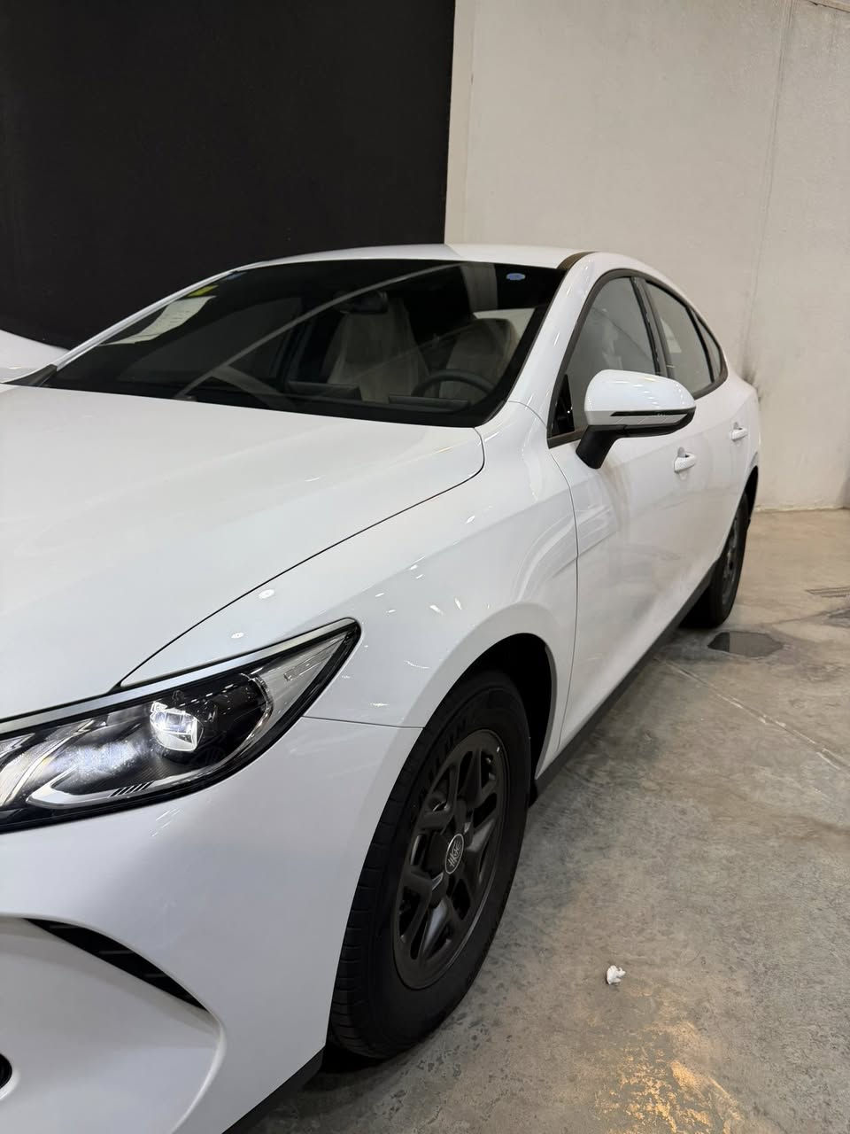 BYD 2025 🇨🇳chin pluse 
BYD 2025 🇨🇳 چن بلاس
مرقم سنوية باسمي مع لوحات
مقاعد جلد كهربائي
اللوان؛ داخل لونين/  زيتوني او ابيض  🤍💚
🎁 شاحنة وال كارت موجود
تحكم ذاتي 
شاحن واير ليس 

💸السعر: 2000000 مليون 20 مليون و500 الف داخل ابيض
وزيتوني 
مرقم سنوية كامل مع لوحات

***********

📍بغداد شركة ابو ظبي چكوك قرب بوابة الكاظمية
