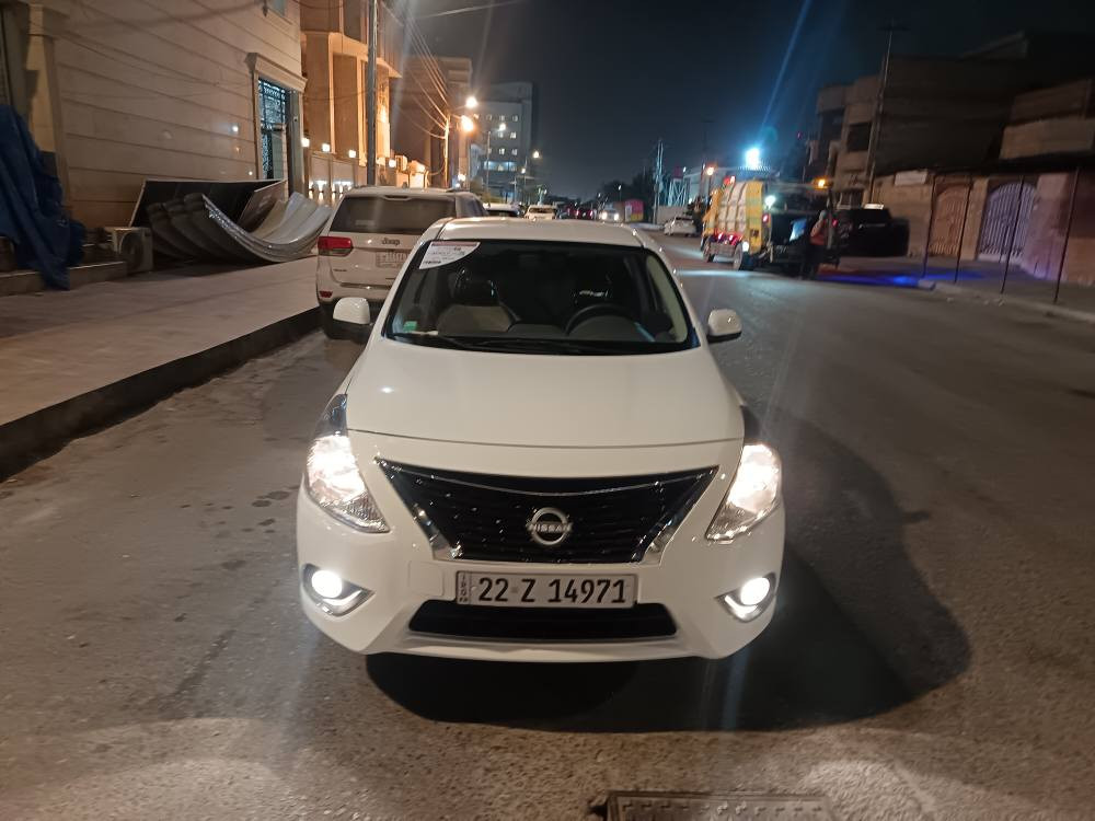نيسان صني هندي مديل 24 ماشيه ٢٠ الف فقط السياره جديده كلش بيه بارد قليل كلش بل مدكر أمامي سياره ام الضمان سور سعر ١١٦ رقمي *********** البصرة, العراق
