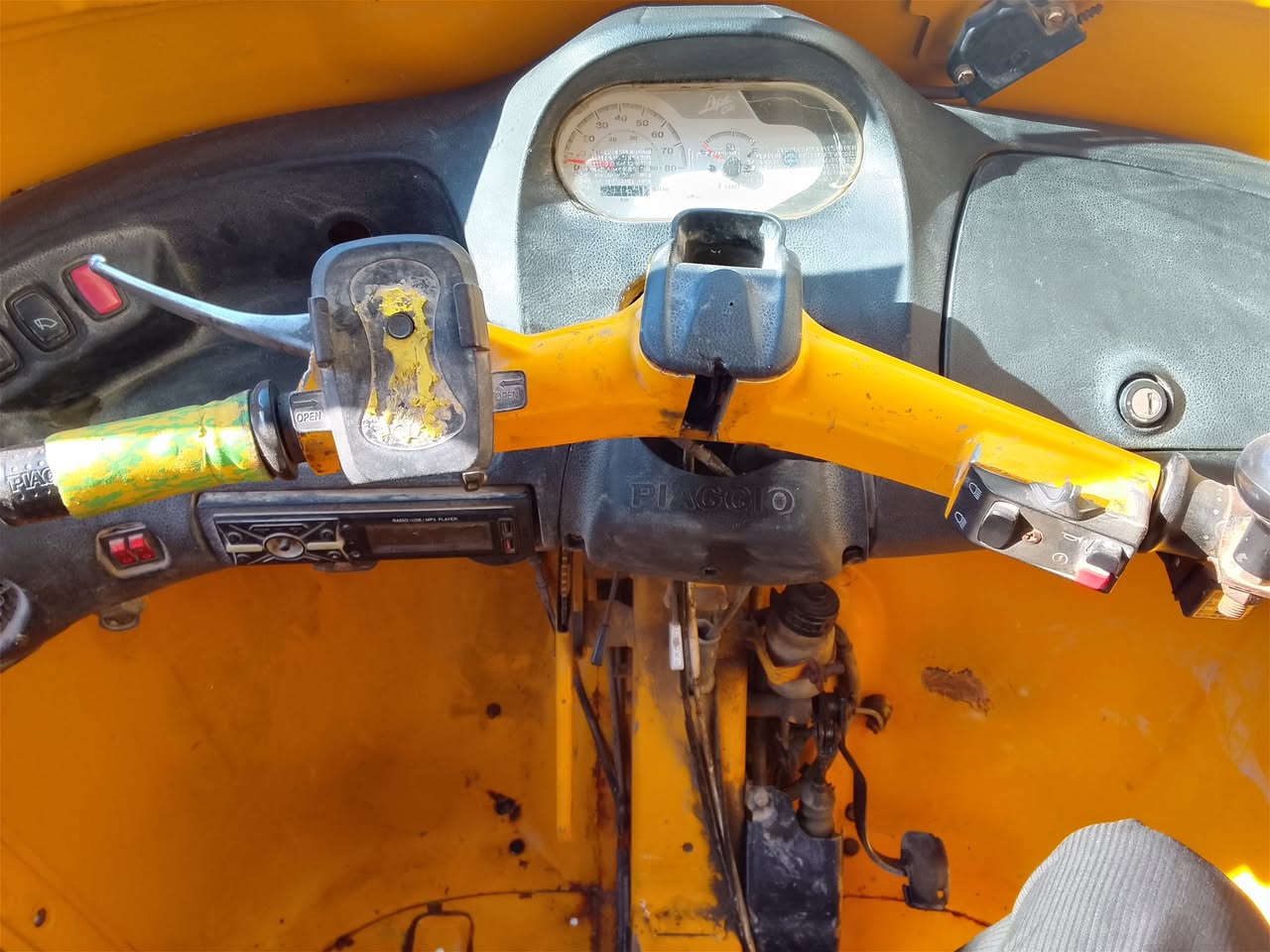 تكتك بياجو 19مكينه تي في اس خير من الله كهربايتثه كله شغاله بجهك الشارع وكاله ابسمي تحويل ثاني يوم سعر 3750وبيه مجال قليل عنوان بصره شط العرب تنومه نهر حسن رقم تليفون ***********
