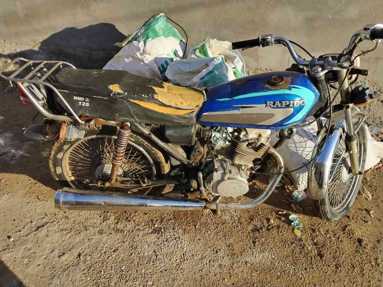 سلام عليكم دراجه للبيع كلك كلك مكفوله عوزه شويه ترتيب والله دراجه تخبل كهربائيت شغله عوزه بس ربط
عوزه صالنصه وماكنيت بس الباقي مكفول سعره ٢٥٠ وبيه مجال مكاني الديوانية المركز *********** هاذ رغمي
