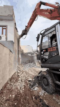 تفليش الدور القديمه بمواديها بدون فلوس مع تعديل الارضيه في جميع مناطق ديالى للاتصال ***********
