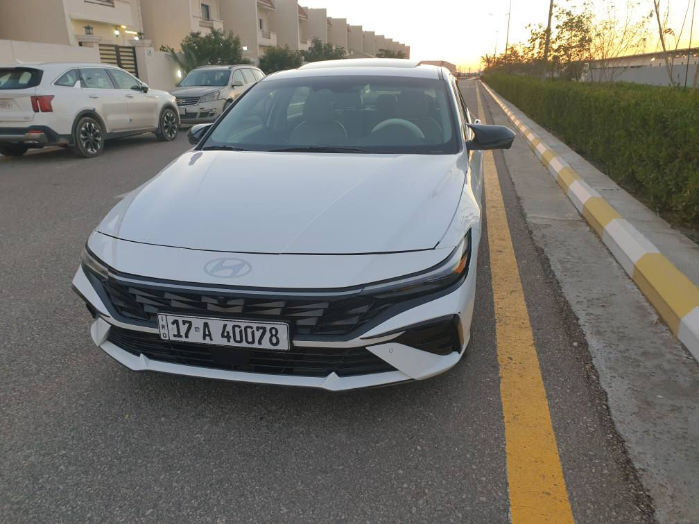 ألسلام عليكم 
النترا موديل 2024 وارد امريكي فول لمتدد  داخل ابيض 
حادث قطعتين صبغ (صور الحادث بالمنشور مع رقم الشاصي) 
مكينه 2000 دوش 
رقم مثنى معوقين 
مواصفات 
بصمه تشغيل وفتح البيبان لمس مو دكمه  وتشغيل عن بعد
فتحه 
كشن جلد وكهرباء وتدفئه 
خمس كامرات (من تفتح اشاره تطلع الصوره بالدشبول ) 
رادرات ونقط عمياء بكل مكان 
سستم سماعات bose رهييييب 
لد امامي وخلفي 
سايد بريك بصمه 
اناره بالدشبول بلادي  متغيره 
حساسات امامي خلفي 
وبعد بيه مواصفات  هوايه يعني متقارنها بالخليجي
رقم الشاصي 
KMHLP4DG1RU773441 
السعر  172 وبيها مجال بسيط حك الجيه 
مكانها  الديوانيه
رقم صاحب السياره  متوفر واتس 
*********** ديوانية, القادسية
