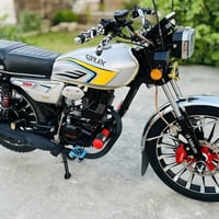 سولنك موديل 25  زنجيل  نضافه فول مري موجوده بصمات سويجات  سعره950 يرهم...