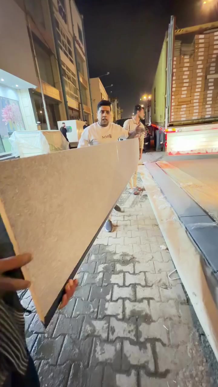 🔥 ودّع التعب والتكاليف العالية!
هل عندك واجهة بيت أو محل وتريدها تصير فخمة بدون لبخ وبدون تكسير؟
✨ الحل وصل!
تغليف واجهات حديث بأحدث المواد التركية والخامات المقاومة للحرارة والرطوبة
✔ بدون لبخ
✔ تركيب سريع ونظيف
✔ شكل مودرن وفخم
✔ يدوم لسنوات طويلة
✔ مناسب للبيوت والمحلات
🎯 حوّل واجهتك من عادية إلى تحفة خلال أيام!
📞 *********** واتساب 
#واجهات_حديثة #ديكور #تغليف_واجهات #مودرن
