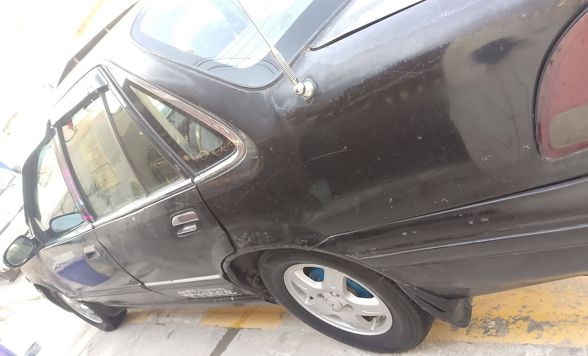 سلام عليكم  برنس فراشه اللبيع موديل 96السياره بلاديه محرك و كير فول السياره كلشي شقال تخم تاير لايت عال وناصي ويل كب  شاشه وصط رقم ا لانبار السياره جاهزه من كلشي جام اربعه ينزلن ويصعدن  السياره  حلوه  السعر  33وبيه مجال اللطيبين بيع او مراوس مكان السياره الفلوجه حي الرساله رقم الهاتف موجود ***********
