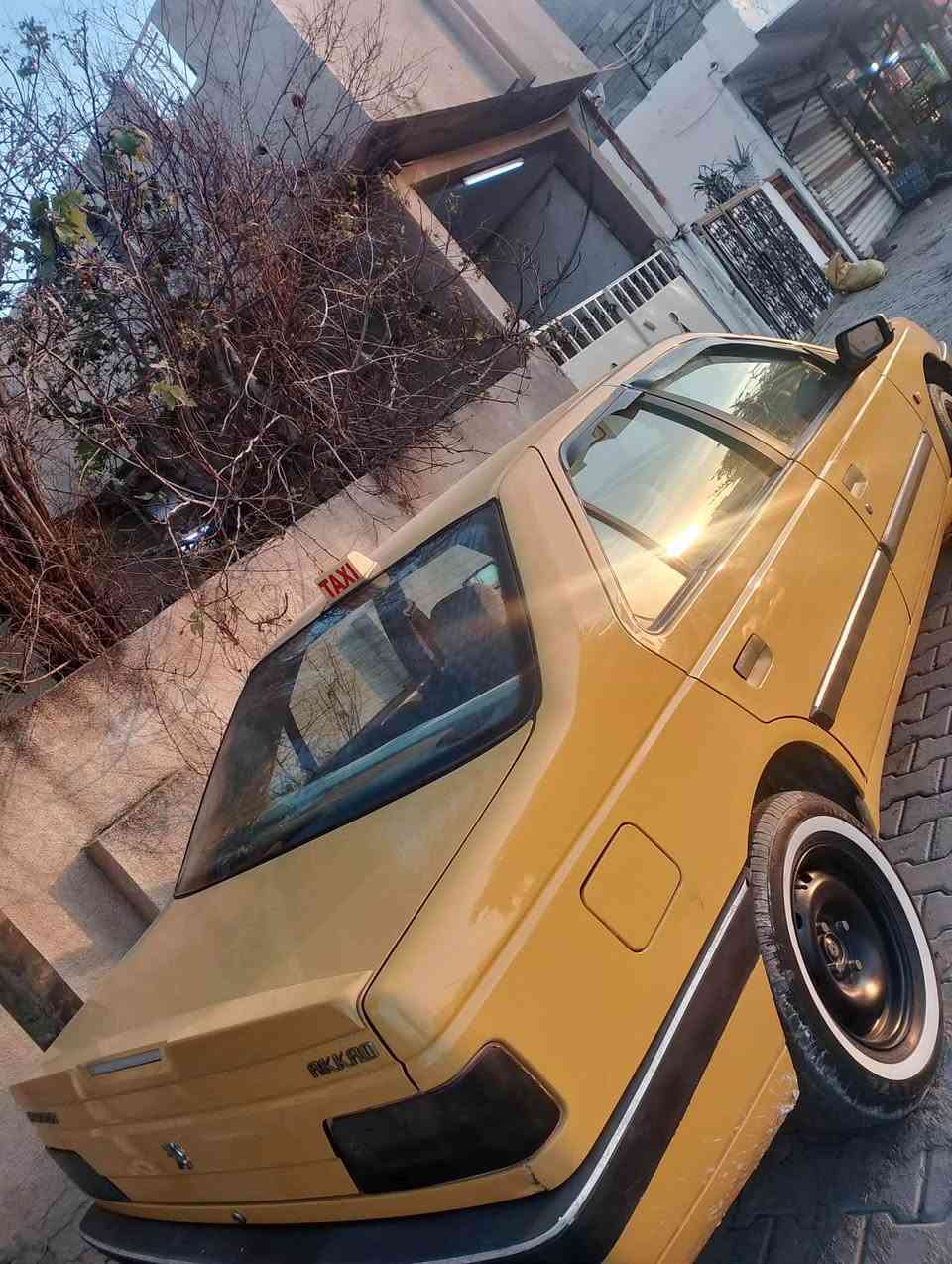 بيجو موديل 16 سنوية ل27 محرك كير شرط السيارة بدون صبغ تبريد تدفئة السعر 40مكاني كركوك استفسار اكثر خابر *********** كركوك, العراق
