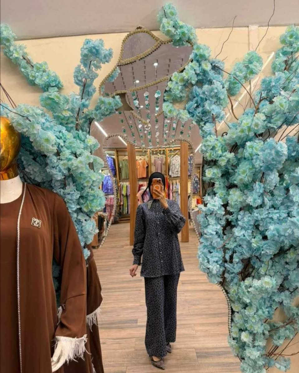 سوت نسائي
القياس من 38_46
يتوفر توصيل للمحافظات الزبير, البصرة


**إذا كنت صاحب هذا الإعلان وتريد حذفه لأي سبب، رجاءا أرسل رسالة إلى الدعم الفني**