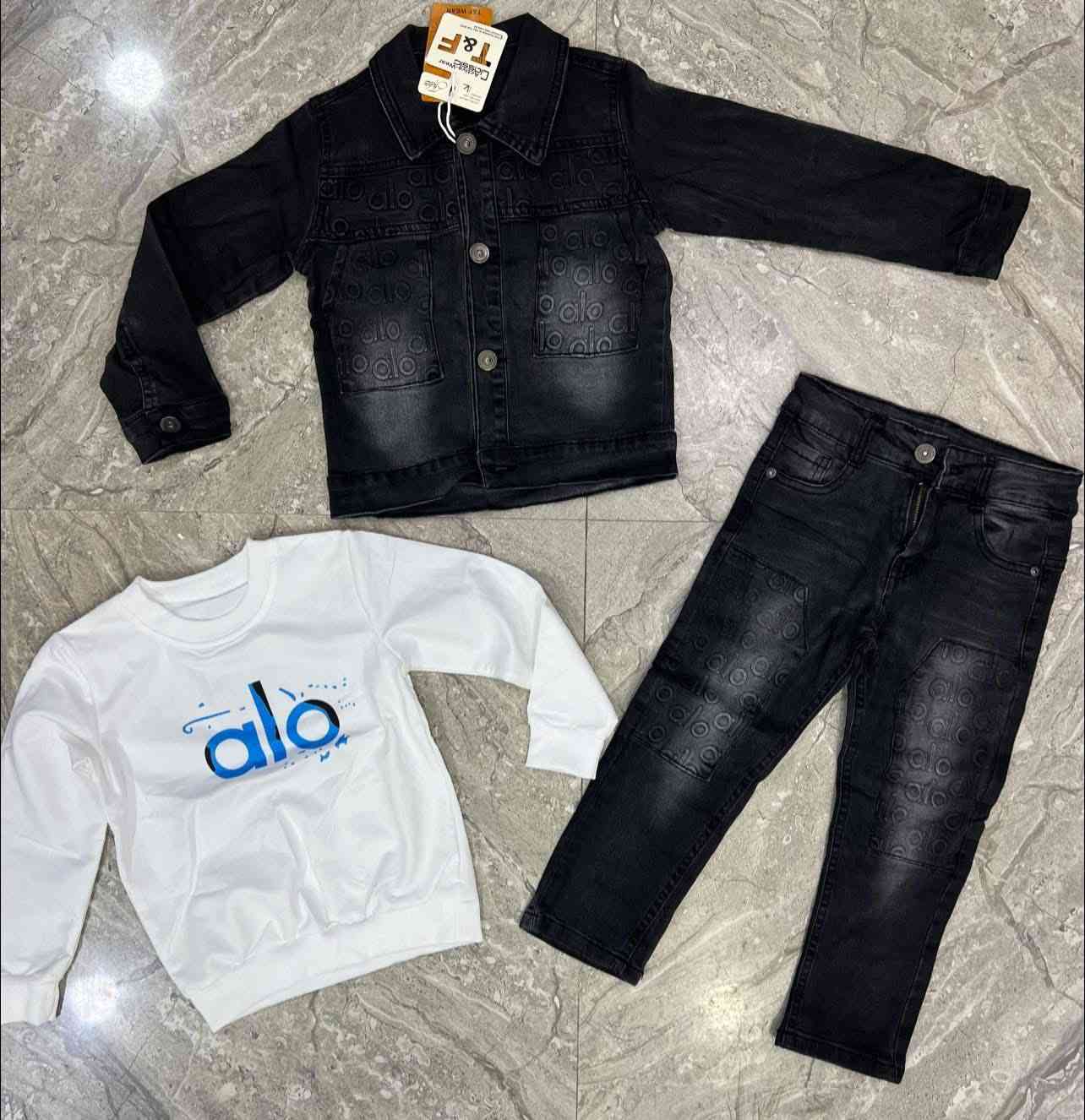 spider man kids 
2 â 6 
♥️♥️الجديد ♥️♥️


**إذا كنت صاحب هذا الإعلان وتريد حذفه لأي سبب، رجاءا أرسل رسالة إلى الدعم الفني**