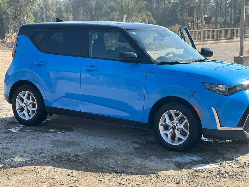 السلام عليكم 

مكلف بالنشر مكلف بالنشر 

صول 2023 للبيع وارد امريكي  فول مواصفات عدا الفتحه بدون رقم بأسمي المنفيس تترقم اي محافظه 

السياره بدون قطره صبغ بدون ايرباك كل الايرباكات سليمه حادث السياره دعاميه وخشم الجاملغ بارد مقدار اصبعين السياره جاهزه من كلشي متصرف عليها شي 

مواصفات السياره 

توكلر السياره لونين 
بصمه 
تشغيل عن بعد 
كشن كهرباء 
نظام سبورت وعادي 
نظام منحدرات 
رادار جميع الاتجاهات 
كامره دواره 
توقف ذاتي 
نقطه عمياء 
تحديد مسار 
قياده ذاتيه
شاشه كبيره 
نضام Auto Hold
تخم تاير جديد

مكان السياره بابل المركز 

لمعرفه السعر وباقي التفاصيل التواصل ع الرقم ***********
