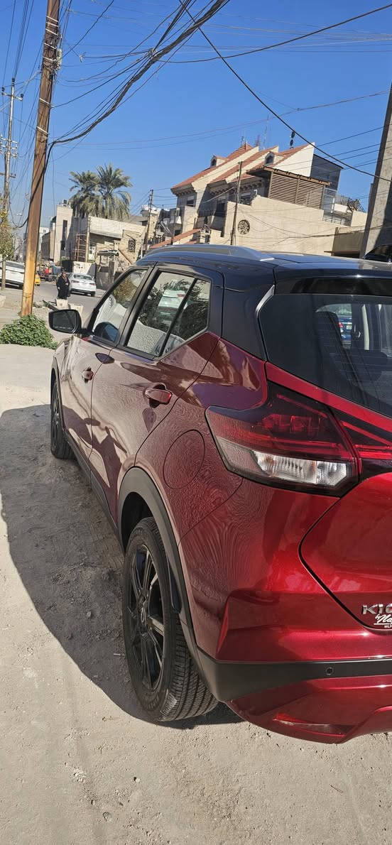 📣 للبيع: Nissan Kicks 2023 SV – نظيفة جداً
• الموديل: 2023
• الفئة: SV
• اللون: نفس الصورة المرفقة
• الممشى: حوالي ١٧٠٠٠ ميل فقط
• استخدام نظيف جداً
🔧 المواصفات:
محرك 1.6 لتر اقتصادي
جير CVT
دفع أمامي
استهلاك وقود ممتاز
شاشة 8 إنش مع Apple CarPlay و Android Auto
سينسرات خلفية + كاميرا رجوع
كروز كونترول
دخول بدون مفتاح
السعر 13800 دولار وبيها مجال بسيط
للاستفسار الاتصال 
***********
